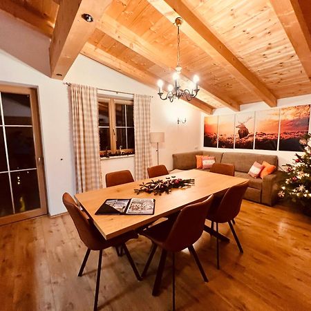Ferienhaus Zillertal Panorama Blick Balkon Sauna Цельберг Экстерьер фото
