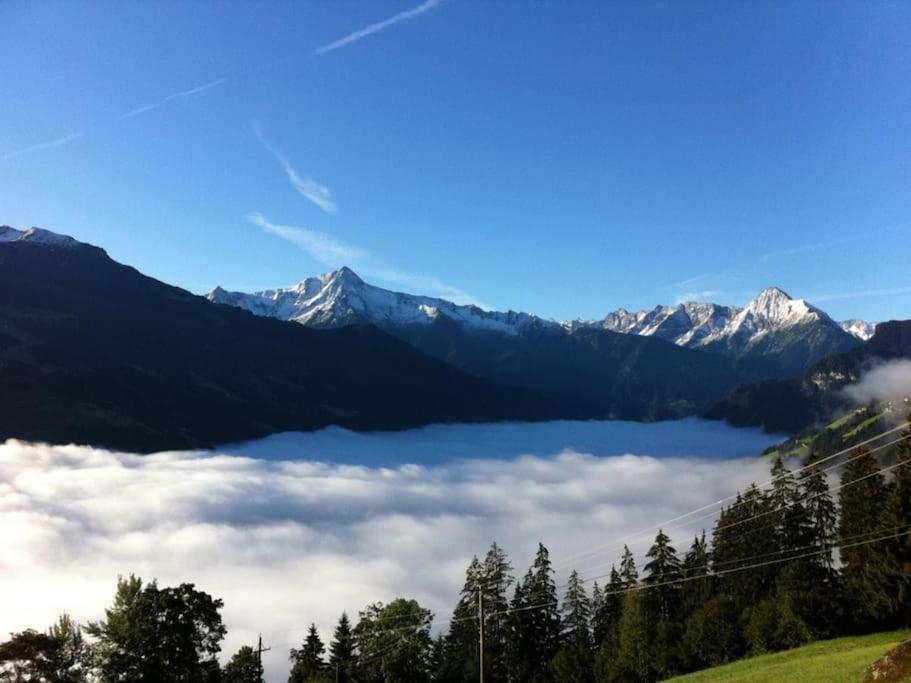 Ferienhaus Zillertal Panorama Blick Balkon Sauna Цельберг Экстерьер фото