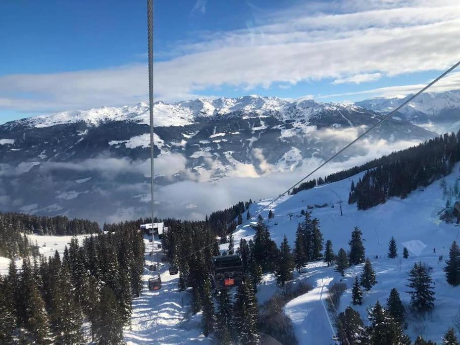 Ferienhaus Zillertal Panorama Blick Balkon Sauna Цельберг Экстерьер фото