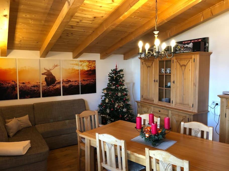 Ferienhaus Zillertal Panorama Blick Balkon Sauna Цельберг Экстерьер фото