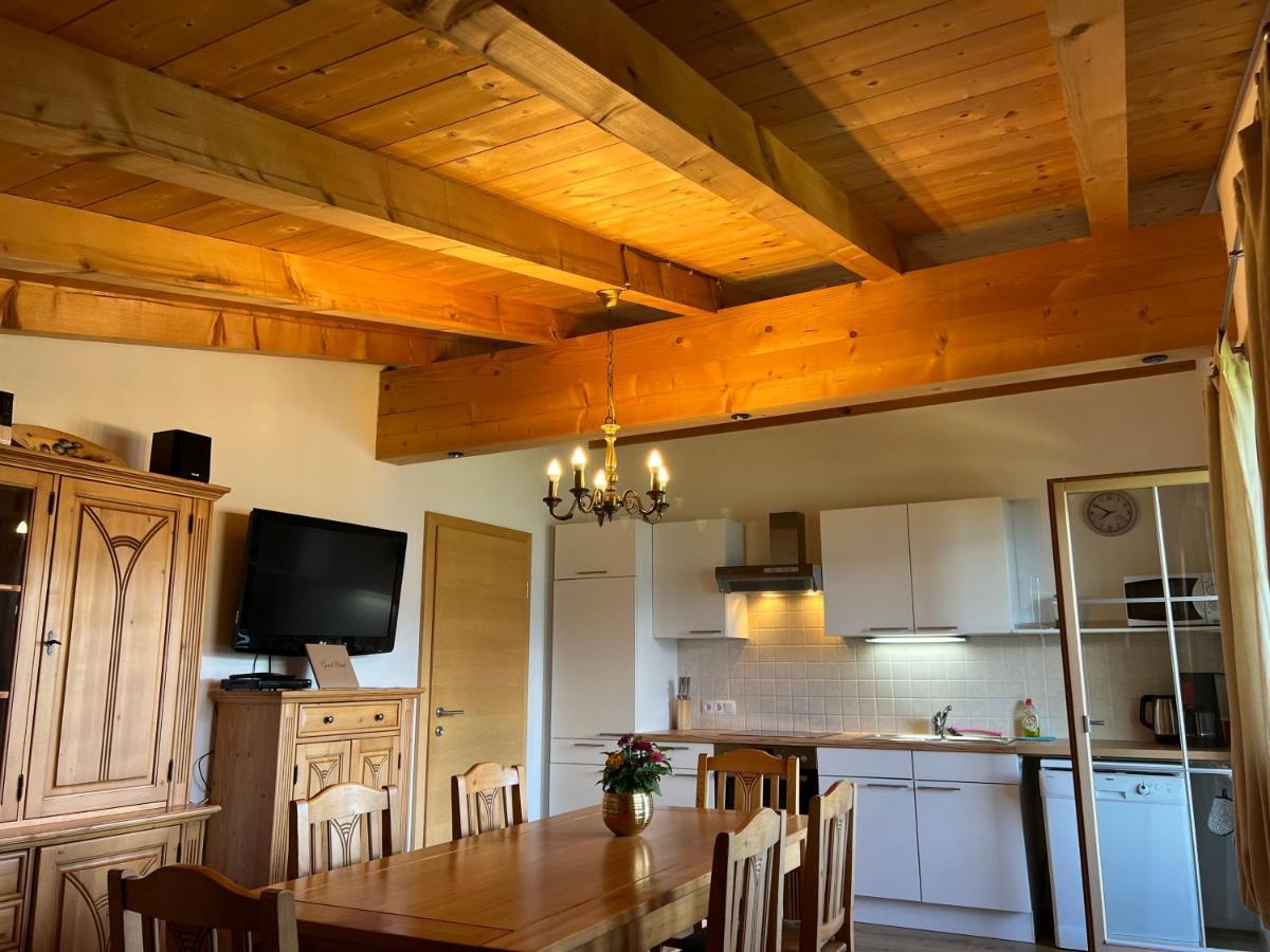 Ferienhaus Zillertal Panorama Blick Balkon Sauna Цельберг Экстерьер фото