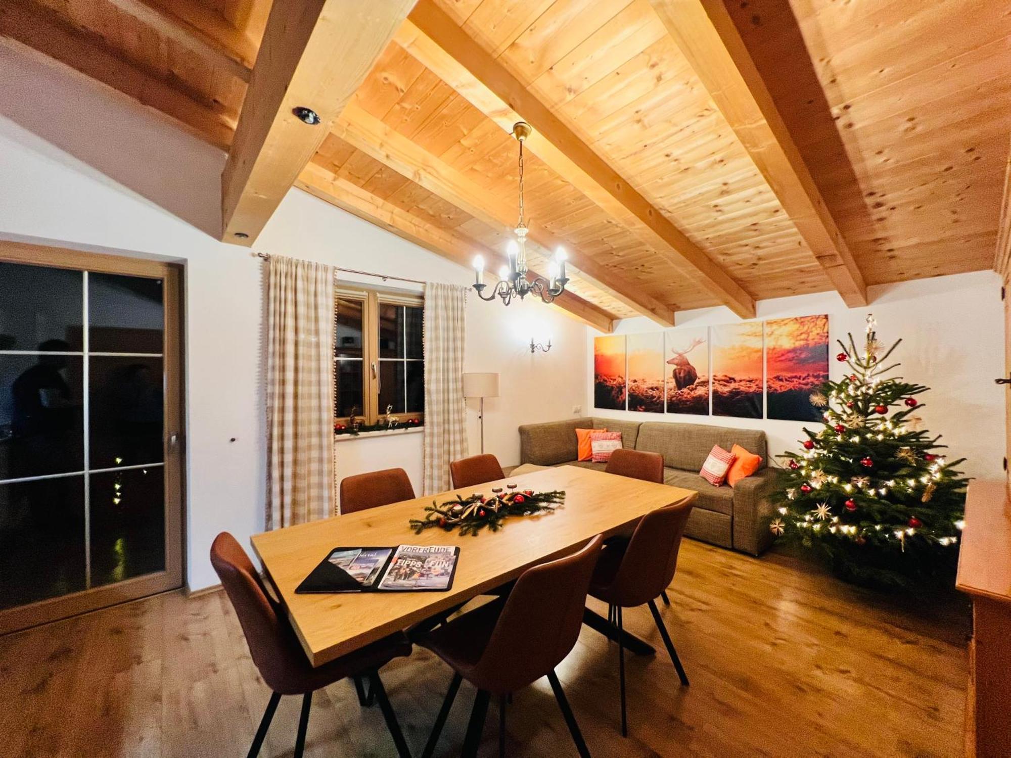 Ferienhaus Zillertal Panorama Blick Balkon Sauna Цельберг Экстерьер фото