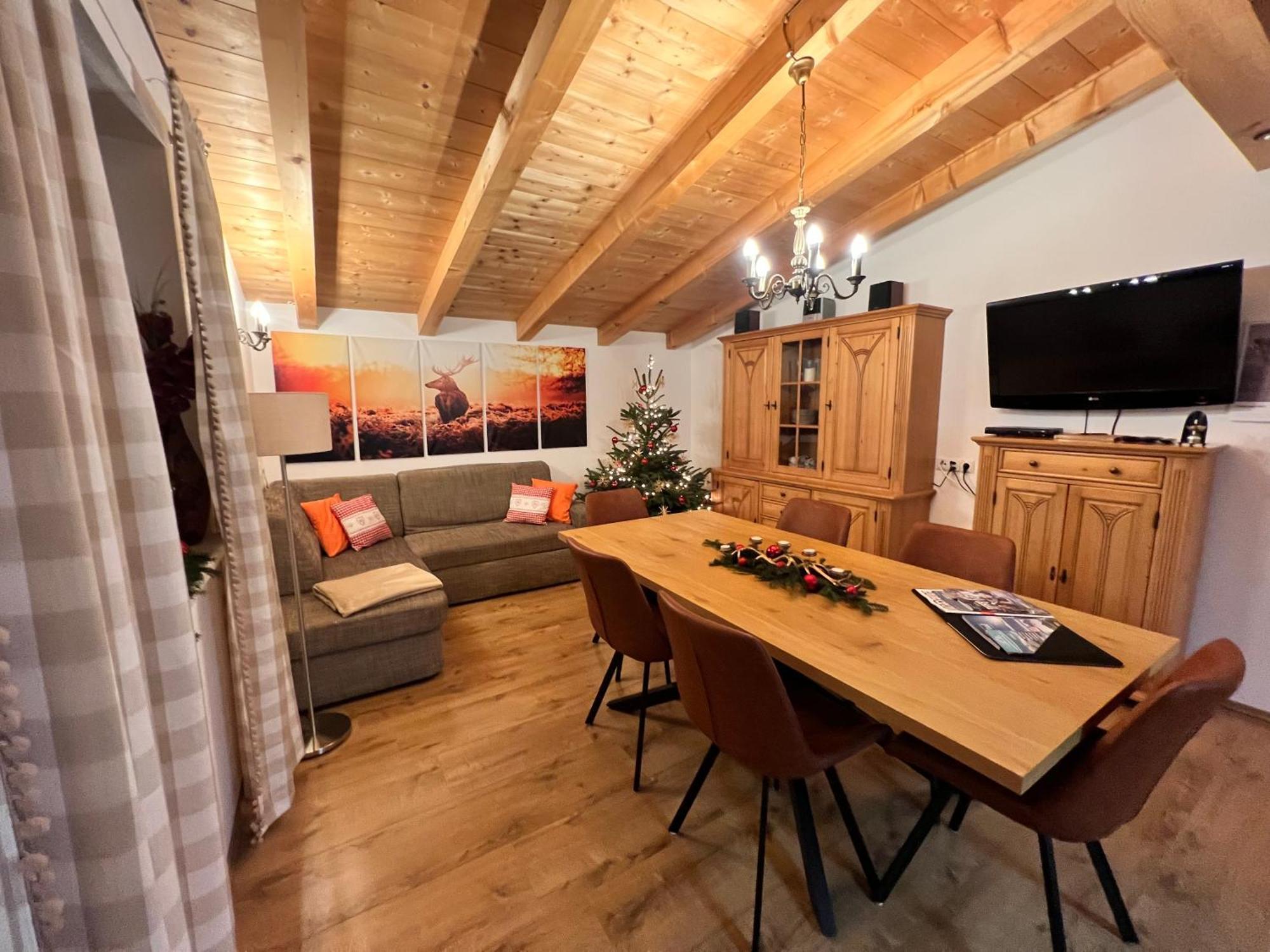 Ferienhaus Zillertal Panorama Blick Balkon Sauna Цельберг Экстерьер фото